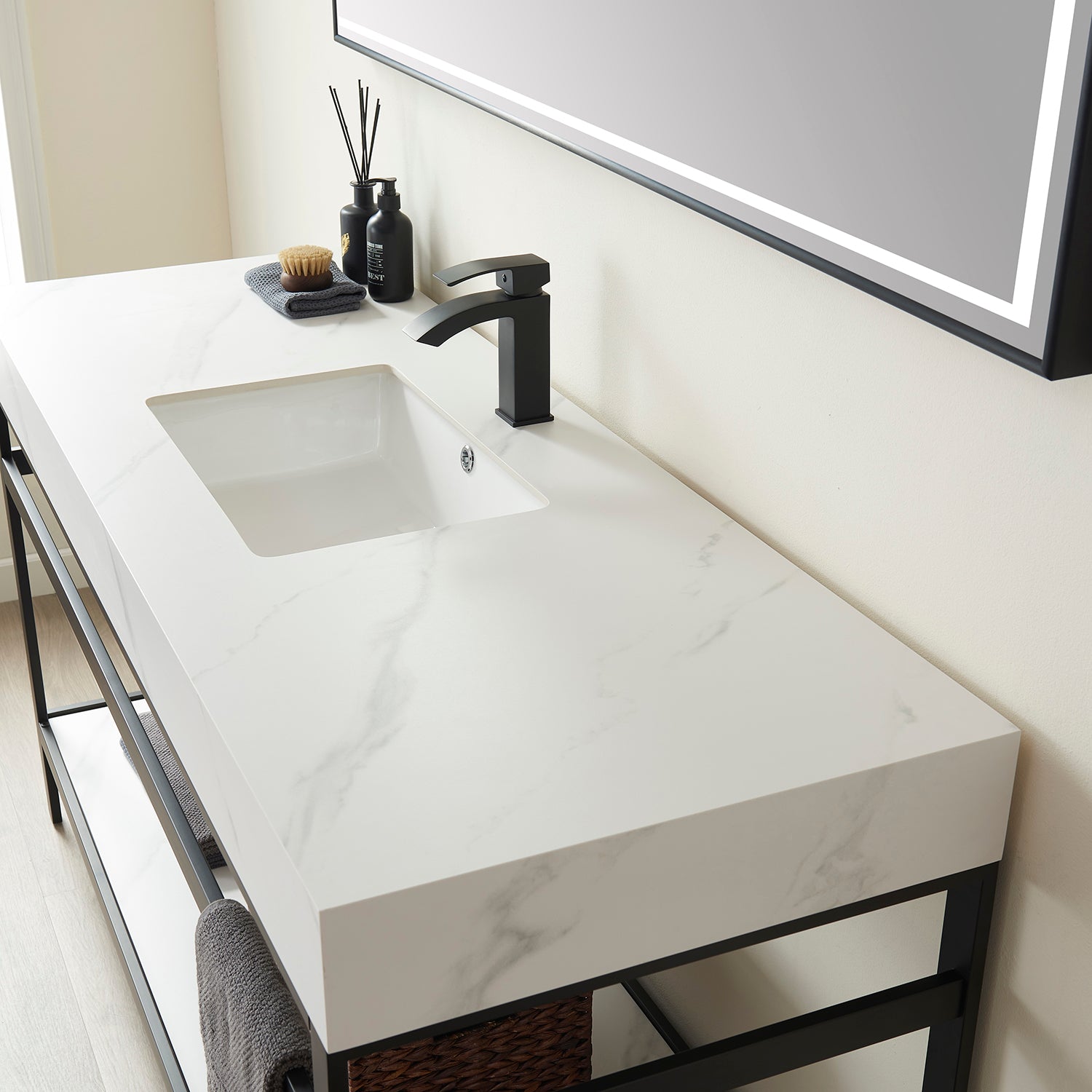 Funes 60" Single Sink Bath Vanity in Matte Black Metal Support with White Sintered Stone Top