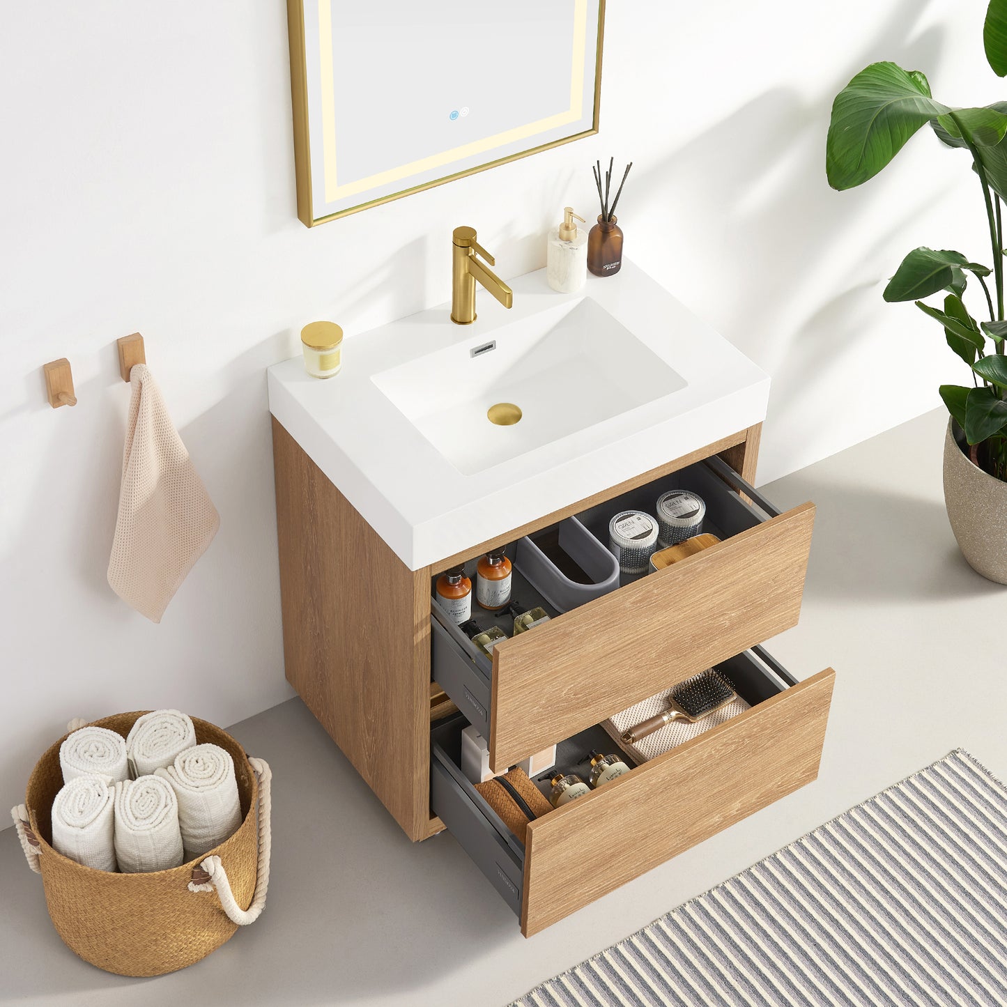 Huesca 30" Single Sink Bath Vanity in North American Oak
