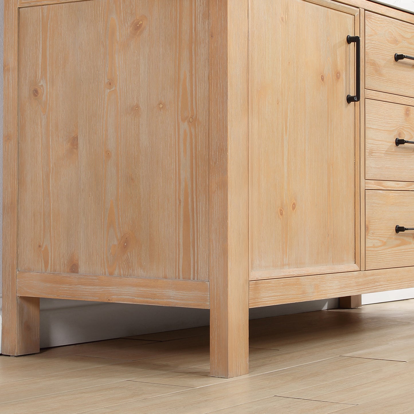 León 60" Free-standing Single Bathroom Vanity in Fir Wood Brown