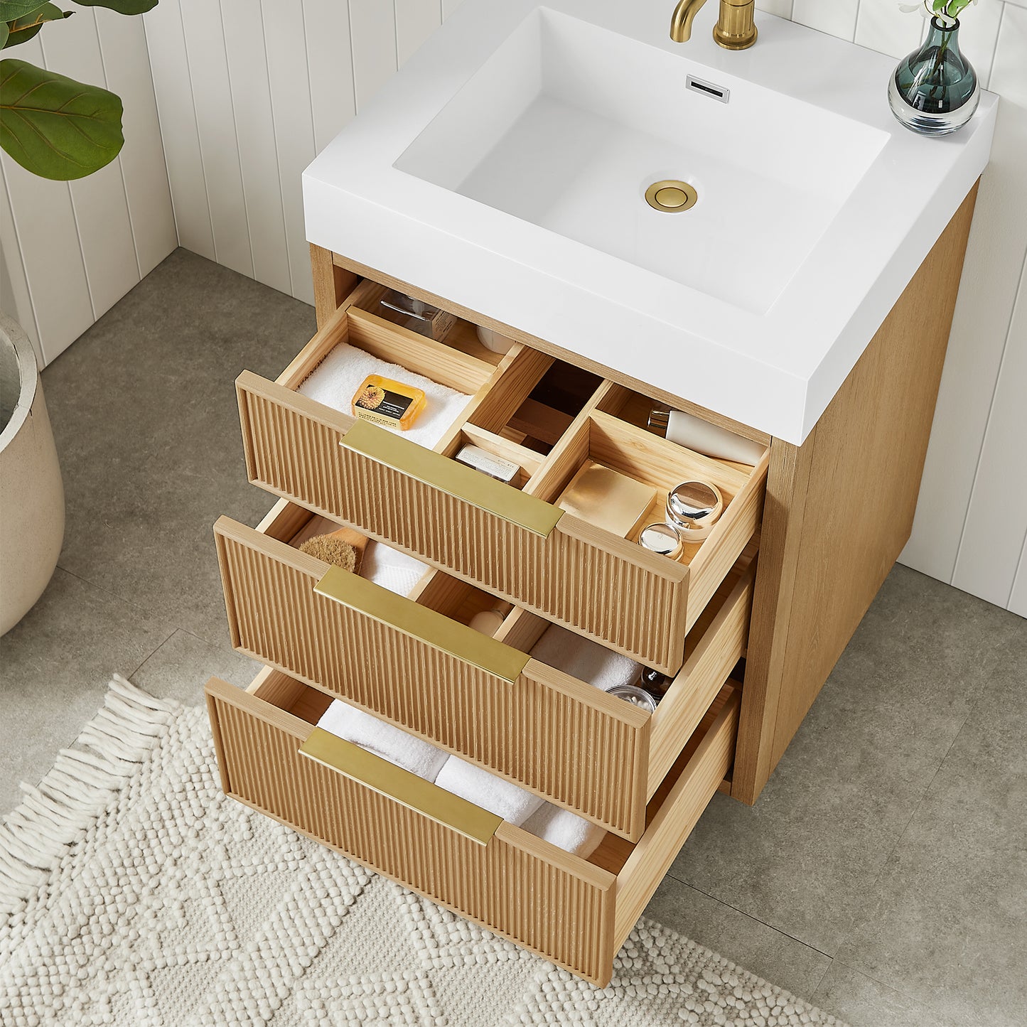 Hohhot 24" Free-standing Single Bath Vanity in Washed Ash Grey with White Integrated Stone Sink Top