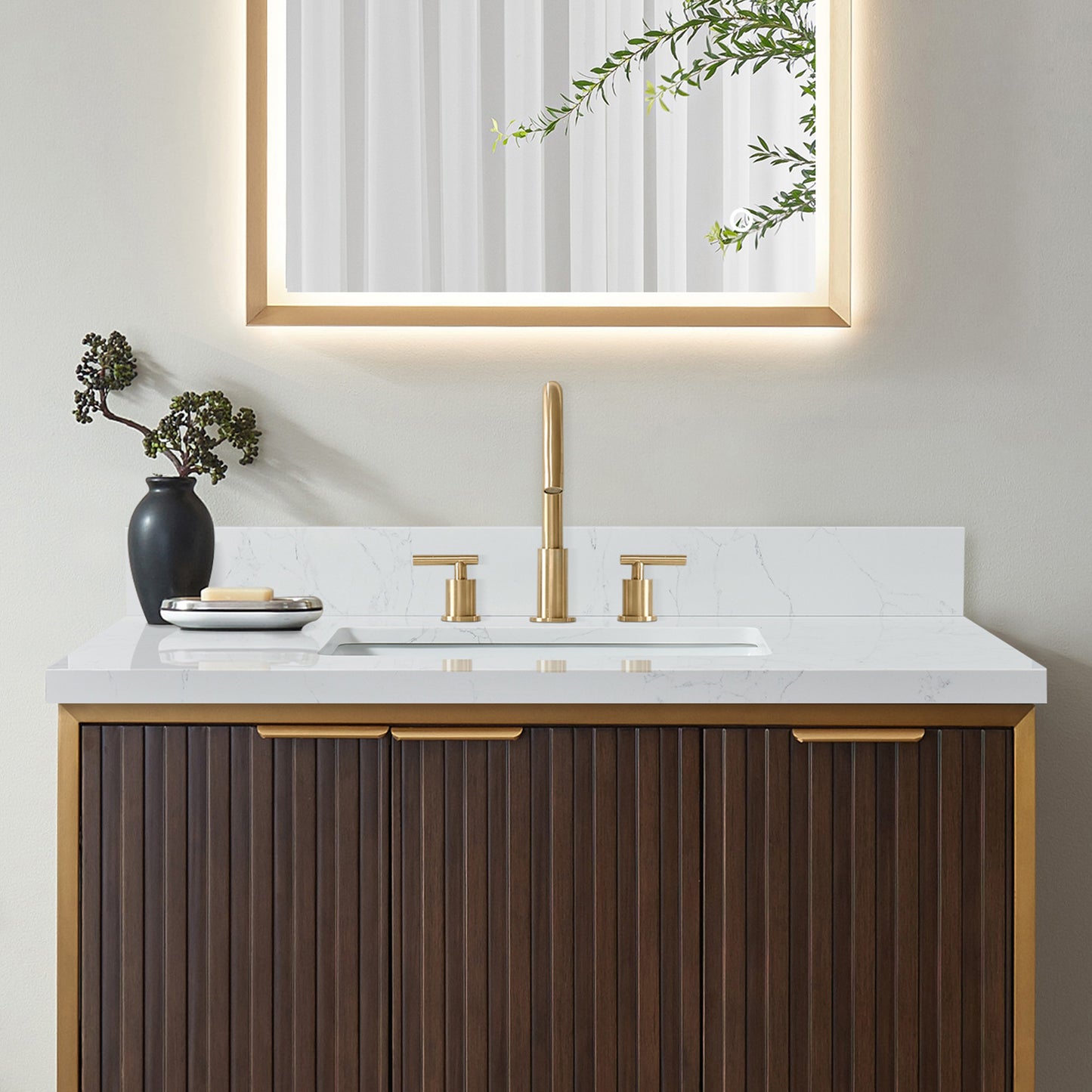 Jaen 37" W x 22" D Composite Stone Vanity Top in Grain White with White Rectangular Single Sink