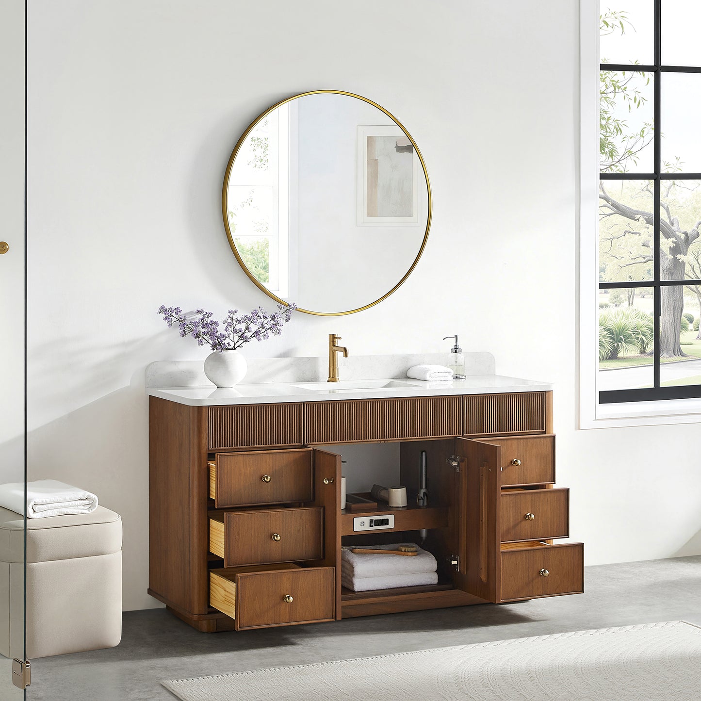 Zogno 60" Single Sink Bath Vanity in Natural Walnut