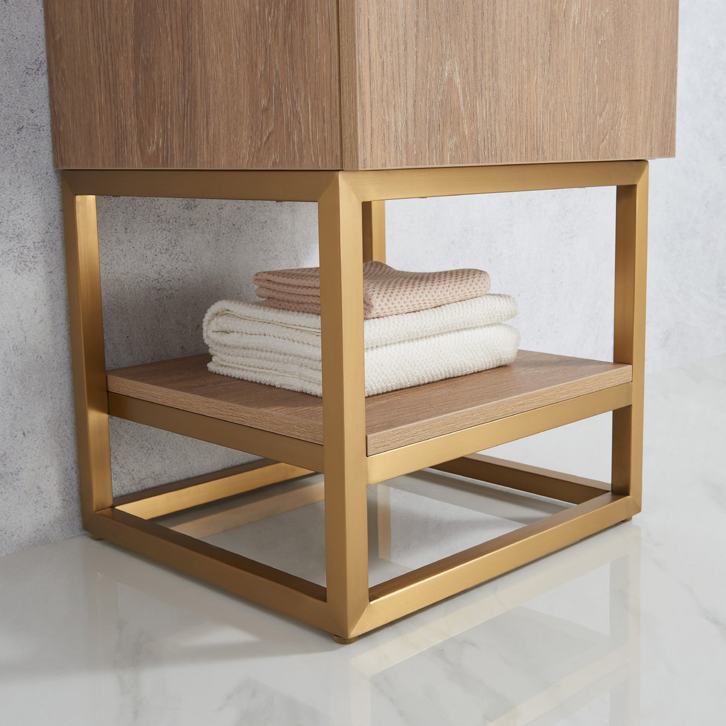 Alistair 18" Single Sink Bath Vanity in North American Oak