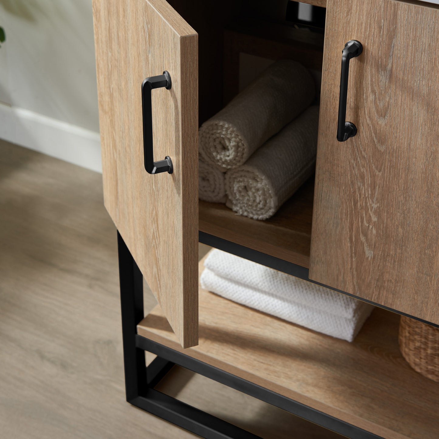 Alistair 24B" Single Vanity in North American Oak