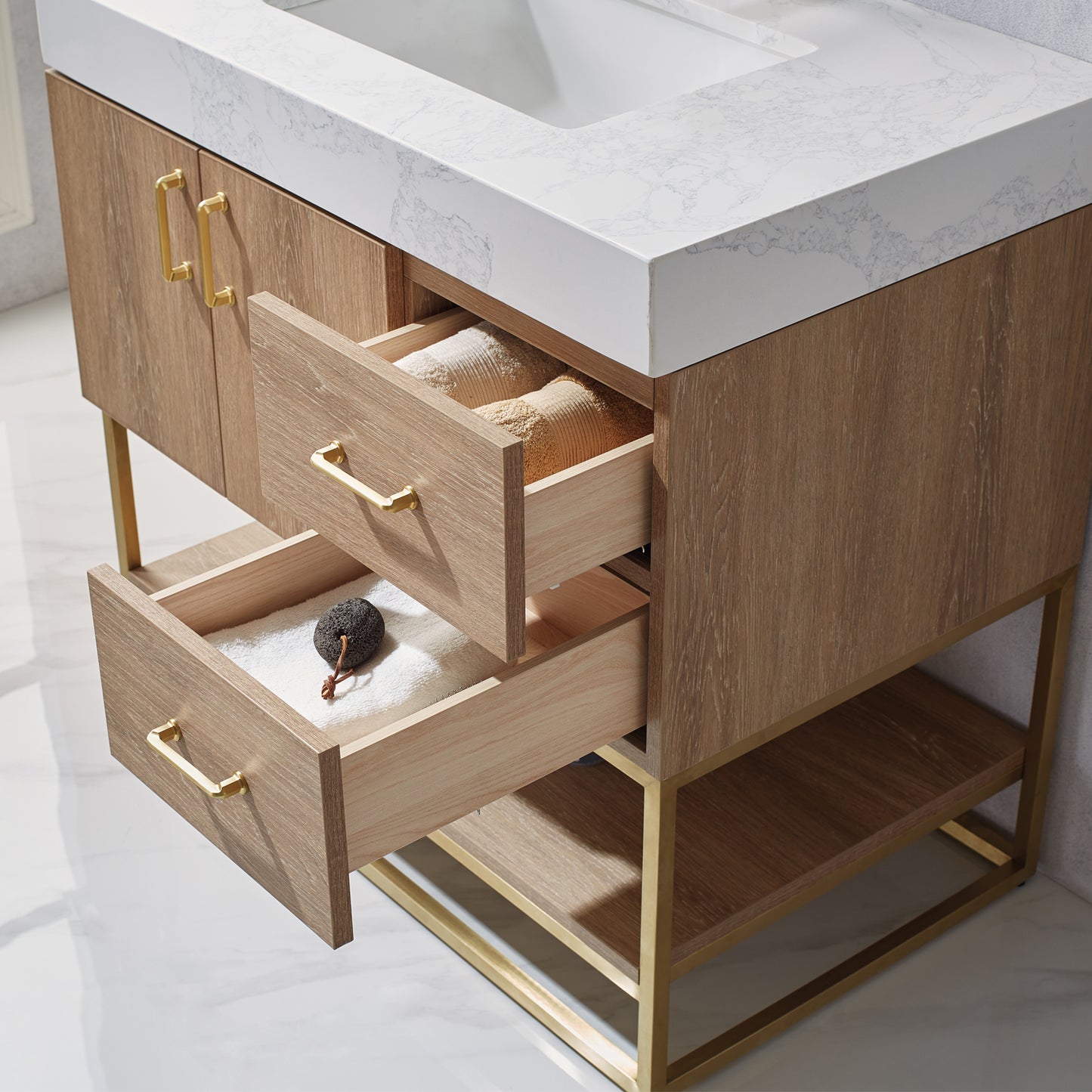 Alistair 36" Single Vanity in North American Oak