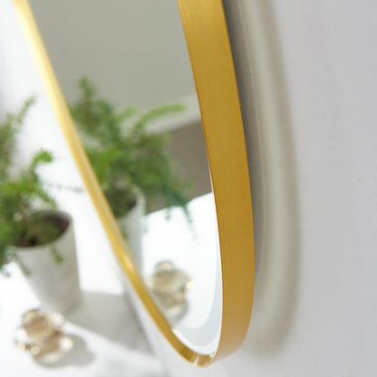 Campobasso 32" Round LED Lighted Accent Bathroom/Vanity Wall Mirror