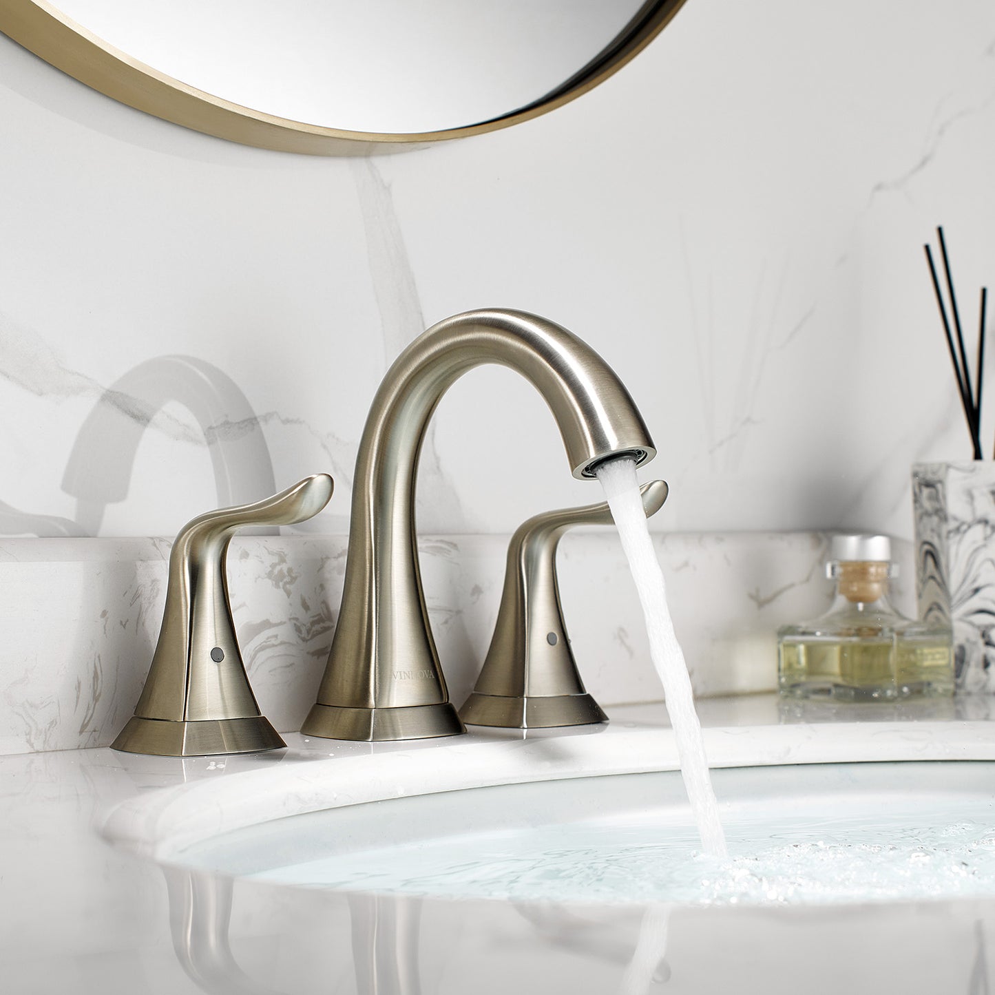 Vinnova Beverly Two-Handle 8-Inch Widespread Bathroom Faucet