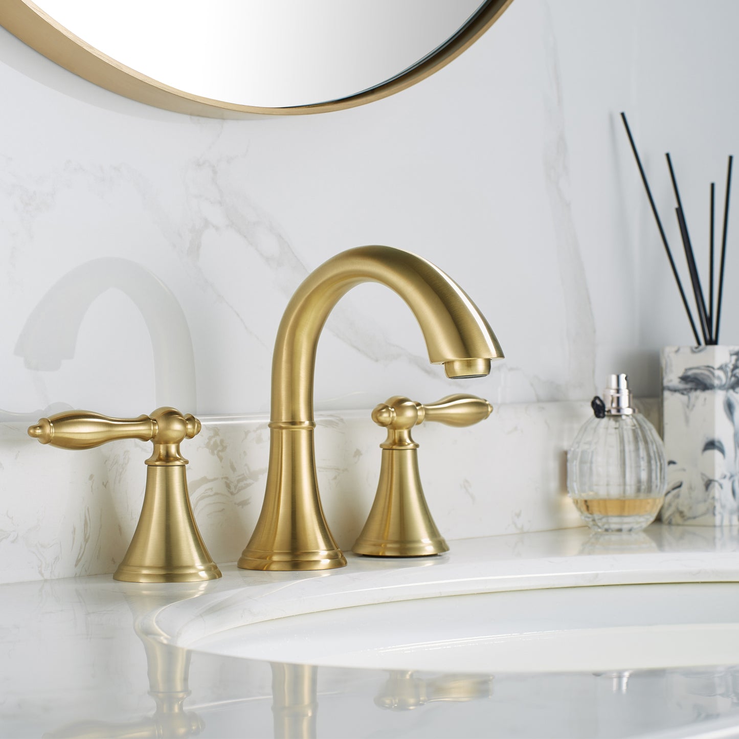 Vinnova Florence Two-Handle 8" Widespread Bathroom Faucet in Brushed Gold or Polished Chrome