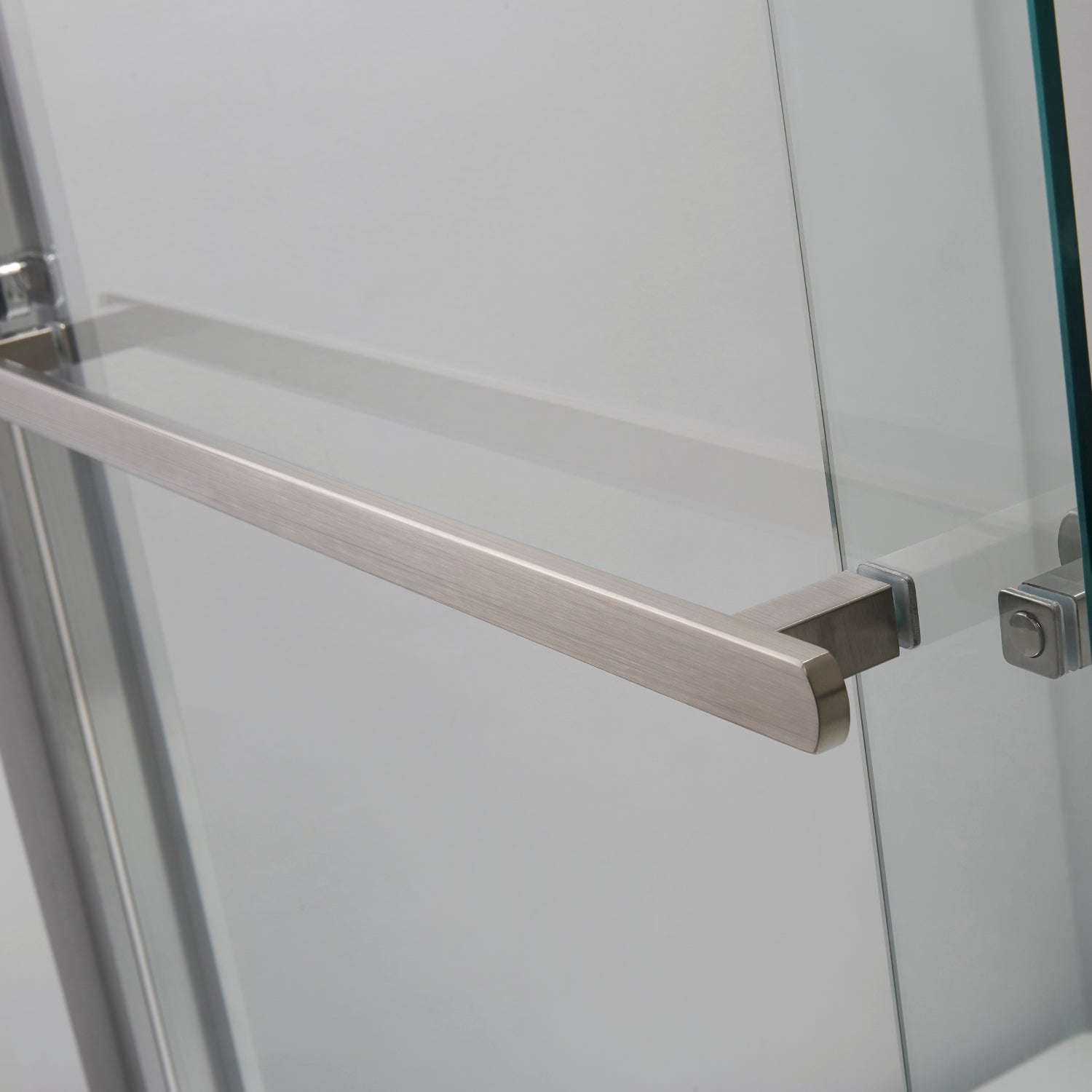 Vinnova Brescia Double Sliding Framed Shower Door