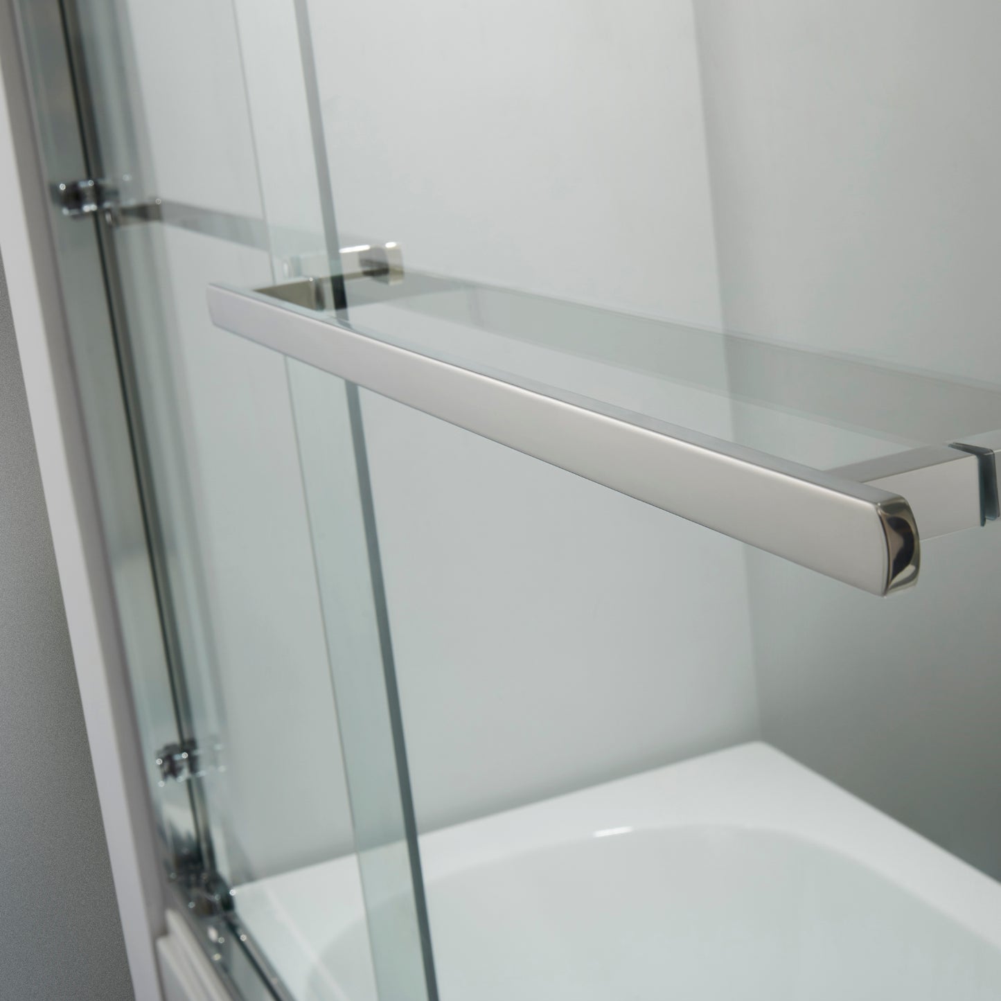 Vinnova 60" Brescia Double Sliding Framed Tub Door