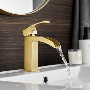 Open image in slideshow, Vinnova Liberty Single-Handle Basin Bathroom Faucet
